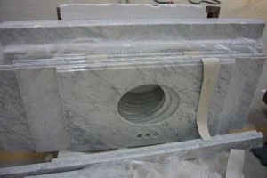 Carrara bijeli mramor Vanitytop Fabrication