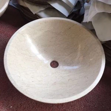 Sunčano žuta mramorna kupaonica