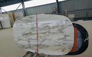 Calacatta Gold Mramor Countertop
